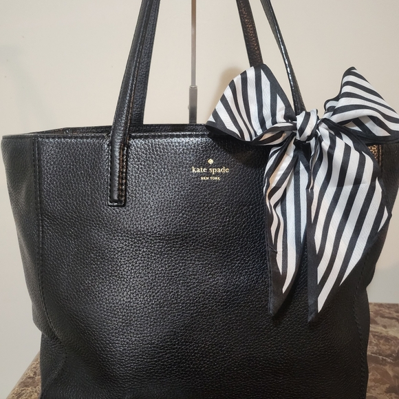 Kate Spade Black Pebble Leather Tote with Striped Bow GUC - Picture 9 of 16